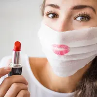 Lipstik di balik masker (Foto: Dok. Purbasari)