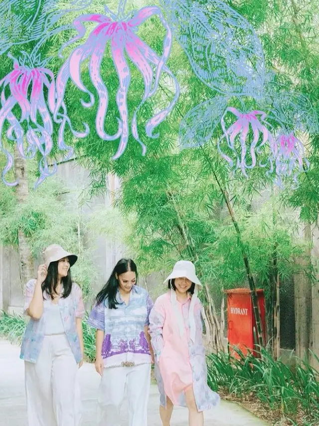 Vina Ameilya, Adinda Tri Wardhani, dan Karina Mahendra