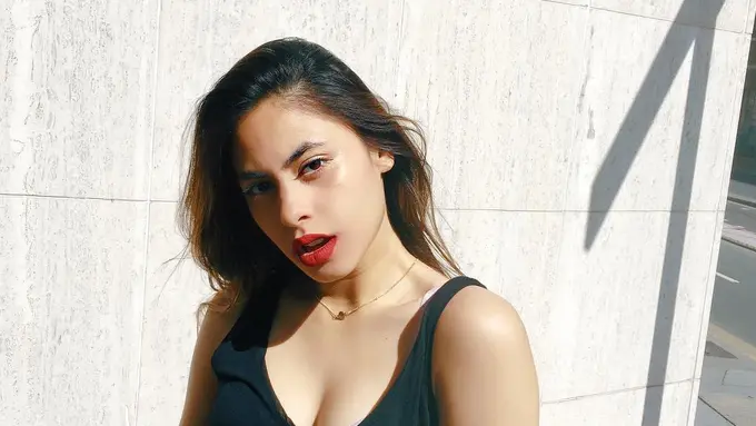 [Bintang] Valerie Thomas