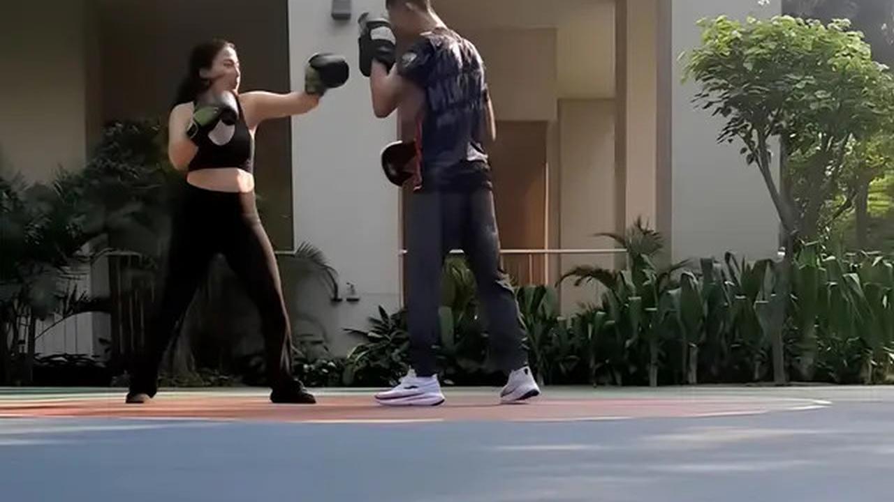 7 Potret Nikita Willy Boxing Saat Hamil Kedua, Bakal Lahiran di Amerika