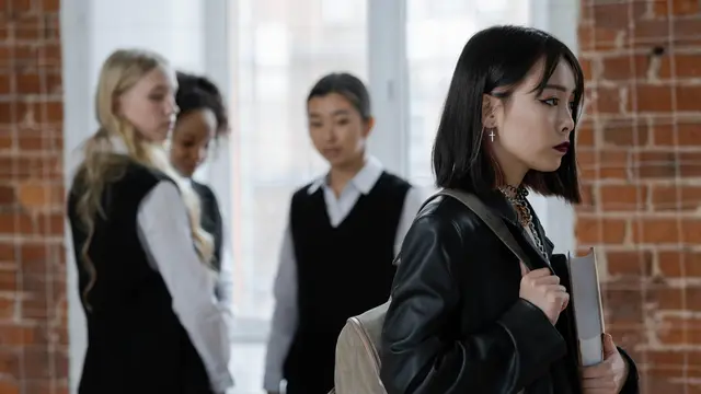 menjaga pertemanan dengan avoidant