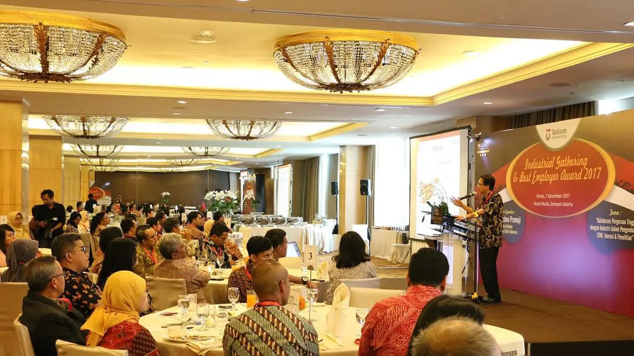 Universitas Siap Mengikuti Perkembangan Industri