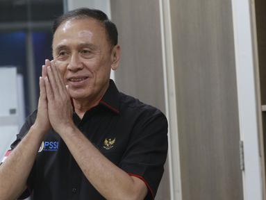 Ketua Umum PSSI, Mochamad Iriawan terus melakukan kunjungan ke beberapa kantor media nasional untuk menyikapi terhentinya Kompetisi Liga 1 sebagai imbas Tragedi Kanjuruhan dan rencana PSSI untuk menggelar Kongres Luar Biasa (KLB). Pada Selasa siang (1/11/2022) giliran SCTV yang mendapat kunjungan di SCTV Tower, Senayan, Jakarta. (Bola.com/M Iqbal Ichsan)