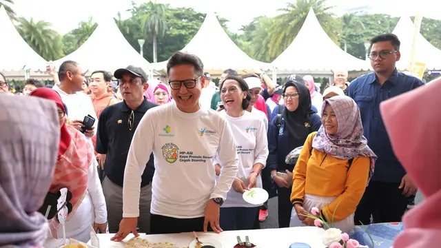 Menkes Budi di peringatan Hari Gizi Nasional minta agar anak diberikan protein hewani termasuk ikan. (Foto: Dok Kemenkes)