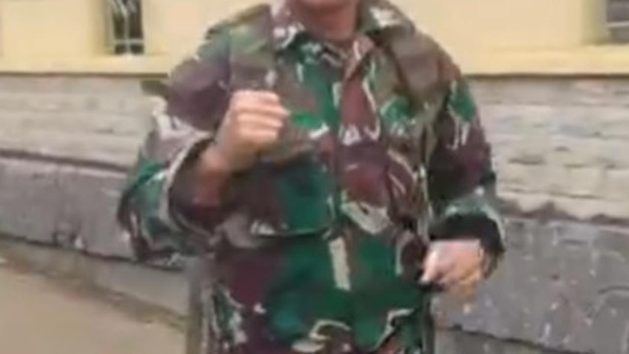 prajurit tni lari