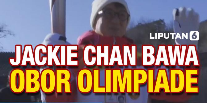 VIDEO: Jackie Chan Bawa Obor Olimpiade Musim Dingin Beijing