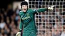 Petr Cech - Penjaga gawang legendaris Chelsea ini bertengger di posisi teratas sebagai raja clean sheets di Liga Inggris. Petr Cech mencatatkan penampilan luar biasa di bawah mistar gawang dengan 202 clean sheets. (AFP/Ian Kington)