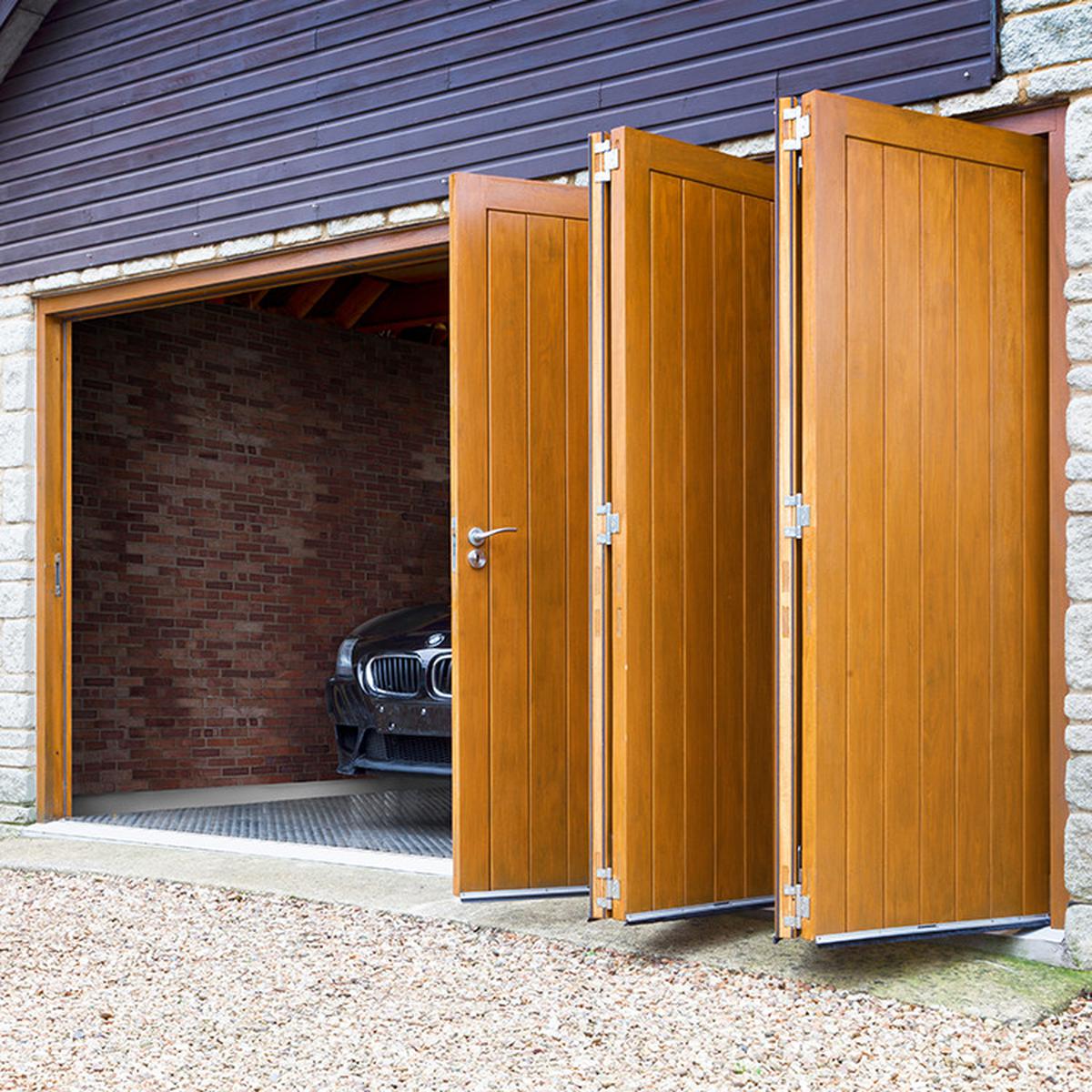 Tommafold 90 – Top Hung Exterior Bi-Folding Door System – Max Door Weight: 120kg