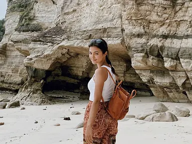 Model sekaligus aktris Amanda Rawles sudah eksis di layar lebar sejak tahun 2015. Setiap judul yang ia bintangi selalu menjadi film yang sukses dan banyak penonton. Aktris yang kerap adu akting dengan Jefri Nichol selalu punya penampilan menawan.  (Liputan6.com/IG/@amandarawles)