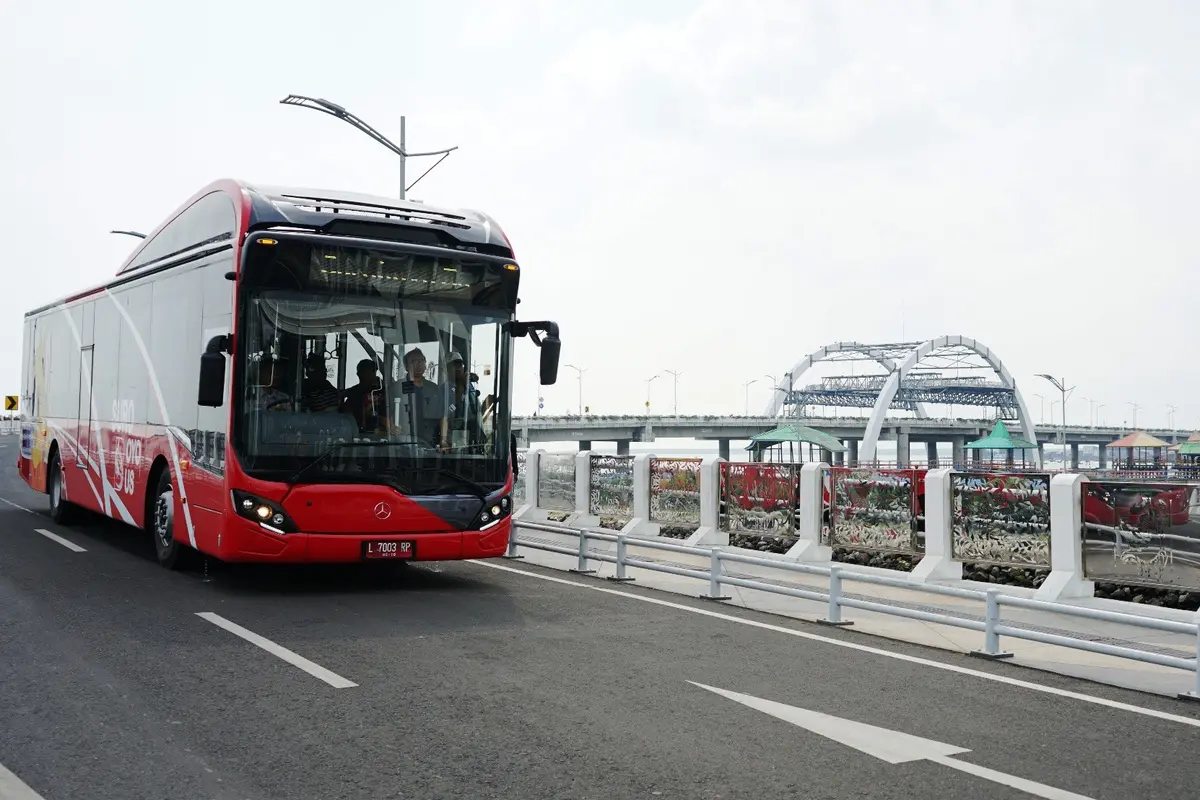 Suroboyo Bus