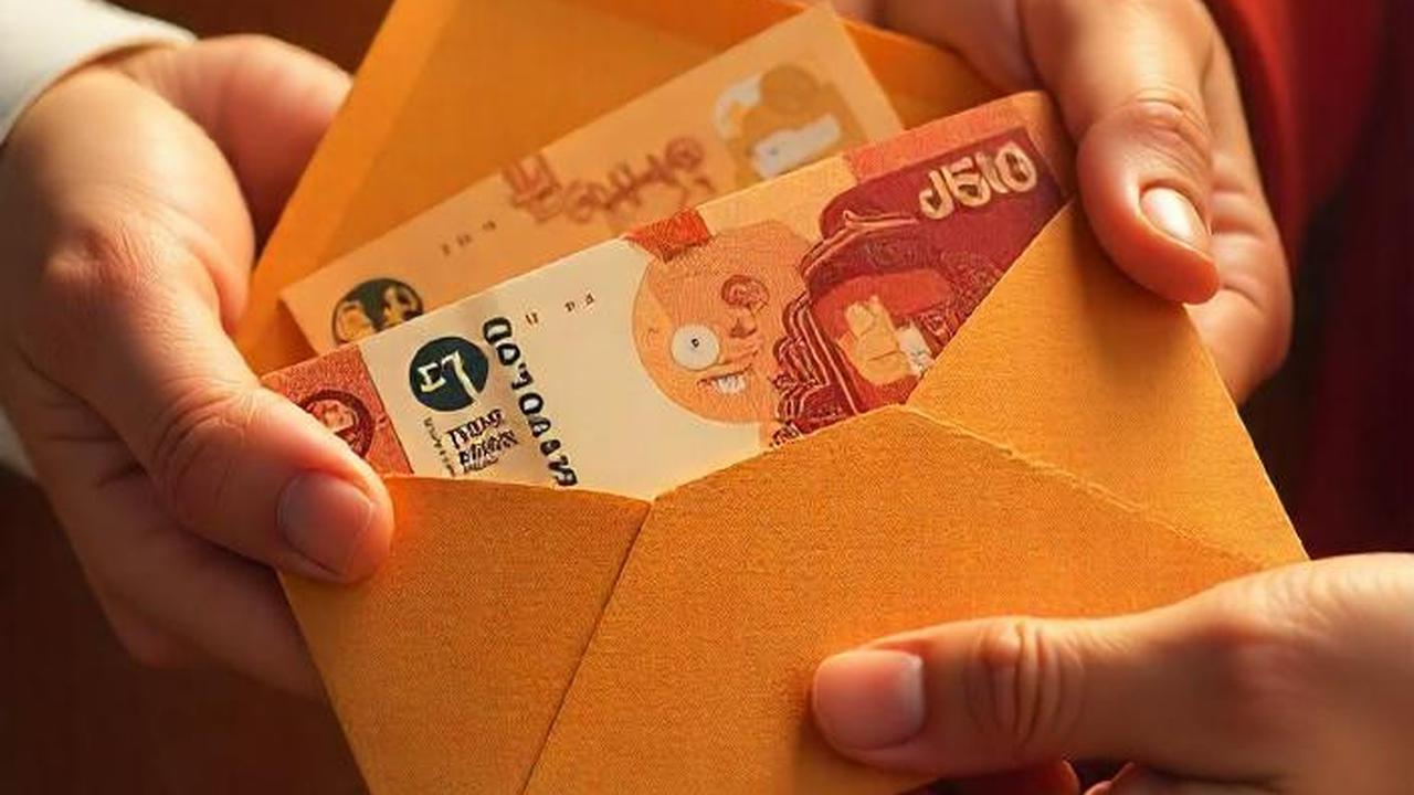 Ilustrasi Seseorang sedang Memberikan Amplop Berisi Uang Tunjangan Hari Raya