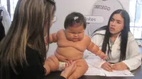 Tebak Berapa Berat Badan Bayi Ini? Baru 10 Bulan Sudah 20 Kg