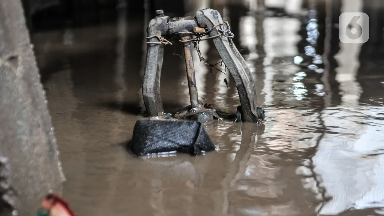 Banjir Kiriman Rendam Permukiman di Kebon Pala