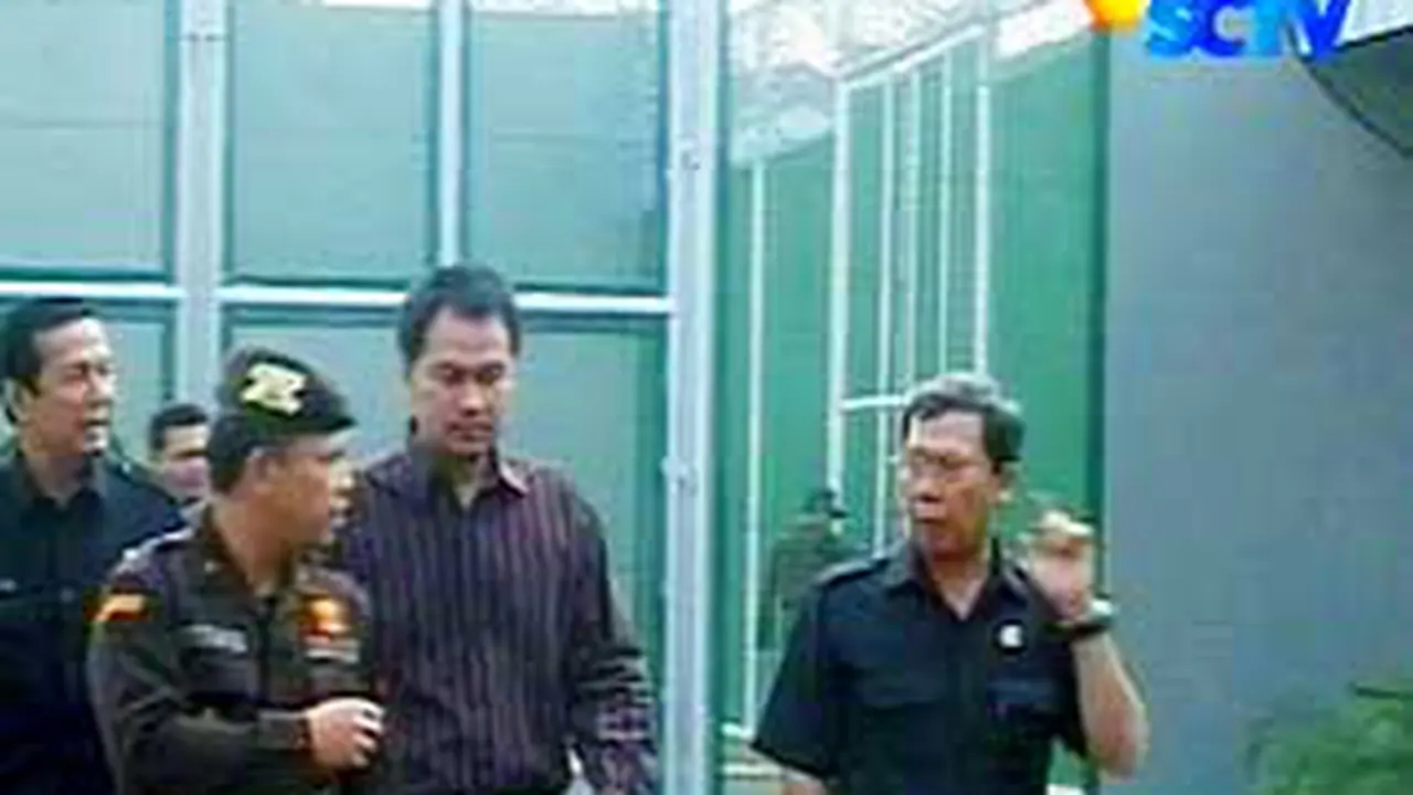 070903anuskambangan1.jpg