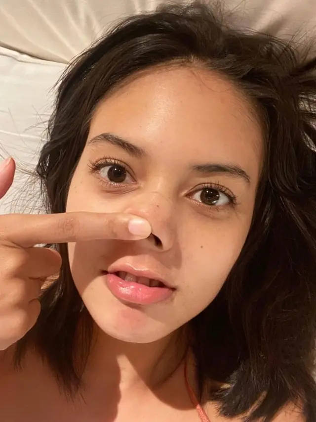 Potret Nge-PAP Aurelie Moeremans