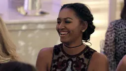 Putri Presiden AS Barack Obama, Sasha Obama saat menghadiri acara makan malam Perdana Menteri Kanada Justin Trudeau dan istrinya Sophie Gregoire - Trudeau di Gedung Putih di Washington tanggal 10 Maret 2016. (REUTERS / Joshua Roberts)