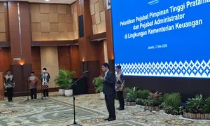 Menteri Keuangan Purbaya Yudhi Sadewa melantik 8 pejabat baru di Lingkungan Kementerian Keuangan. (Liputan6.com/Arief)