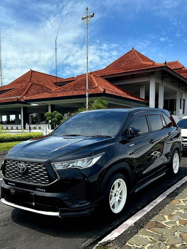 10 Potret Modifikasi Toyota Kijang Innova Zenix, Mesin Hybrid yang Enggak Kalah Sama Cumi Darat