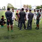 Timnas Indonesia U-16 seusai pertandingan melawan Timnas Myanmar U-15 di Stadion IPE Chonburi, Thailand, Minggu (9/7/2017). (Bola.com/Dok. PSSI)