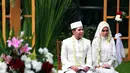 Haykal Kamil akhirnya resmi mempersunting tambatan hatinya, Tantri Namirah. Selayaknya pengantin pada umumnya, rasa deg-degan pun kian menghampiri Haykal sebelum melantunkan ijab Kabul. (Nurwahyunan/Bintang.com)