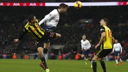 Fernando Llorente. Striker Spanyol dan SD Eibar berusia 36 tahun dengan postur 195 cm ini telah mencetak 75 gol lewat sundulan kepala dari total 208 gol. Gol-gol tersebut dicetak bersama Timnas Spanyol dan beberapa klub seperti Athletic Bilbao, Juventus dan Tottenham Hotspur. (AFP/Adrian Dennis)