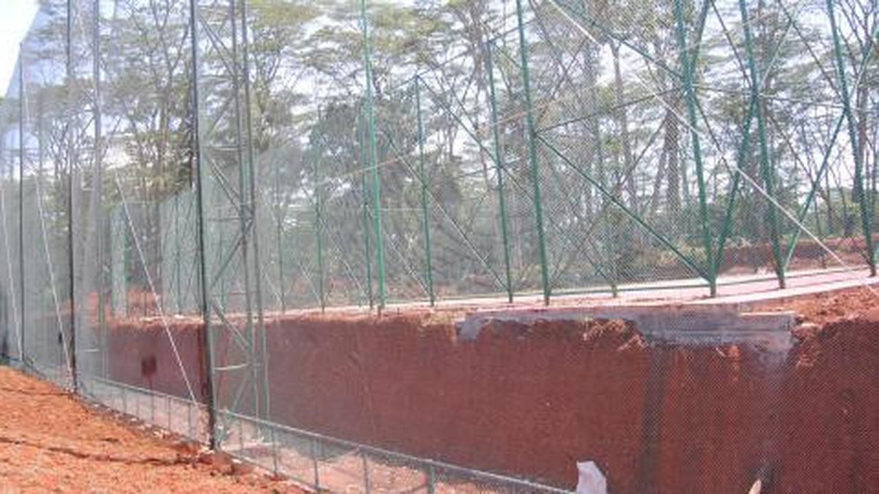 Rektor UI bicara proyek arena golf