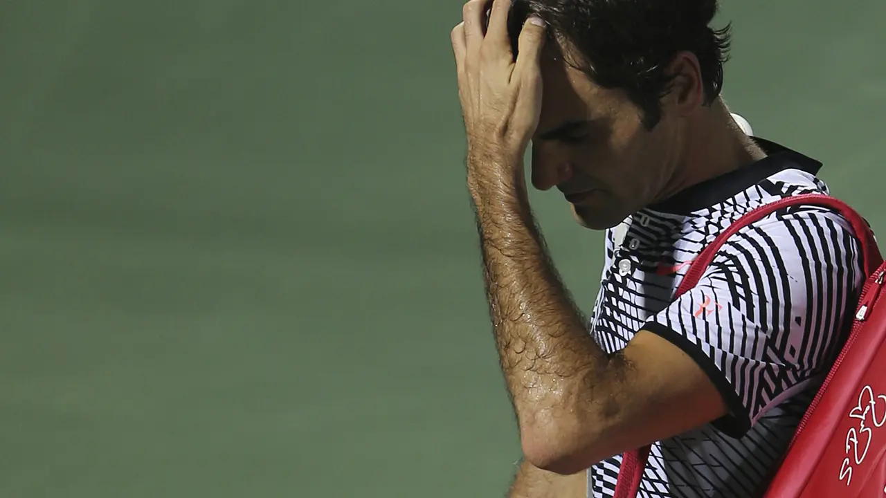 Roger Federer dikalahkan petenis peringkat 116 dunia Evgeny Donskoy 3-6, 7-6(7), 7-6 (5) pada babak kedua Dubai Championships, Kamis (2/3/2017) dinihari WIB. 