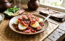 Resep Telur Rebus Sambal Kecombrang yang Pedas Wangi dan Bikin Nasi Hangat Makin Nikmat