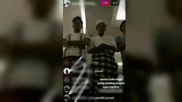 Inilah beberapa kelakuan nyeleneh orang Indonesia saat tarawih.