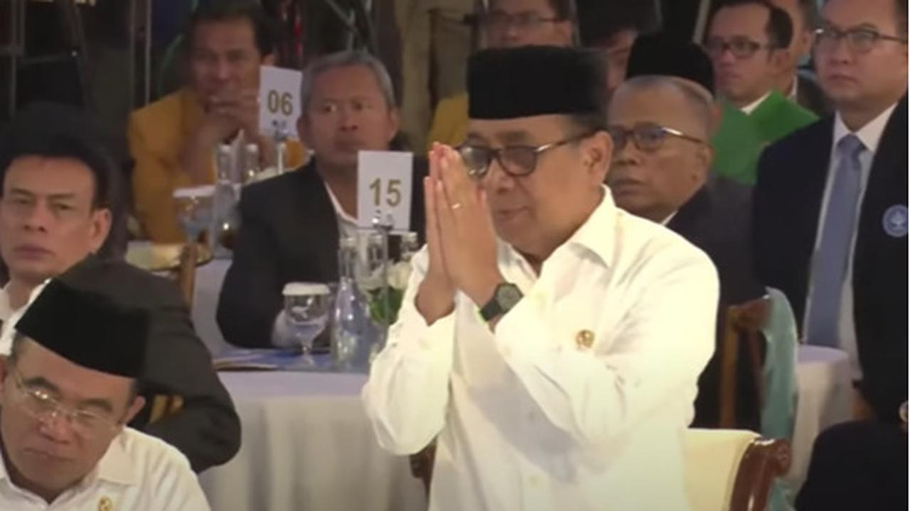 Satu Istana Ketawa dan Tepuk Tangan saat Pidato Prabowo sebut Jaksa Agung ST Burhanuddin: Lagi Ngejar-ngejar Orang!