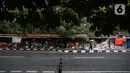Suasana penjual parcel buah dan vitamin di Jalan Barito, Jakarta, Minggu (11/7/2021).  Peningkatan omset disebabkan oleh banyaknya warga yang melakukan isolasi mandiri dan menjadikan buah sebagai sumber asupan vitamin C. (Liputan6.com/Johan Tallo)