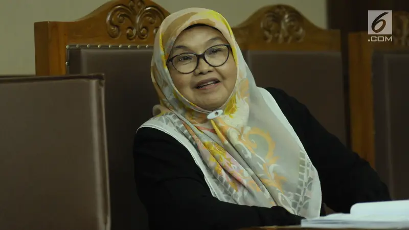 Mantan Menkes Siti Fadilah Supari