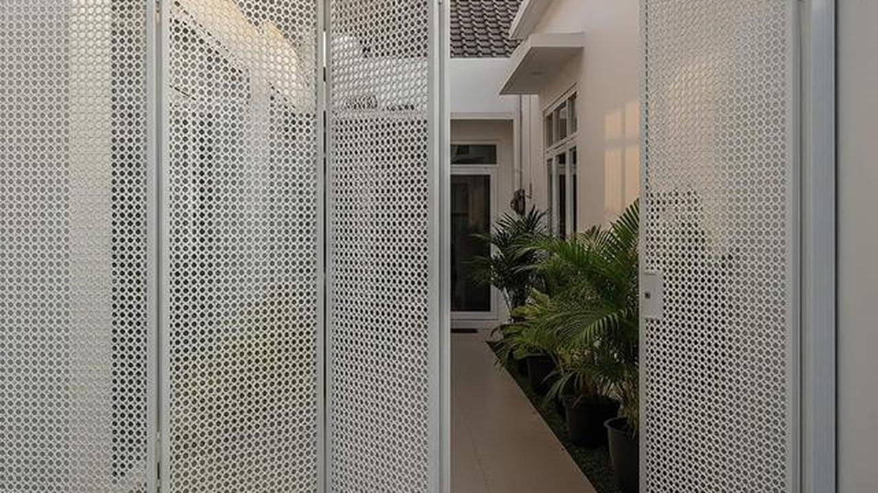 10 Model Pagar Rumah untuk Area Sempit, Minimalis, Fungsional, dan Aman