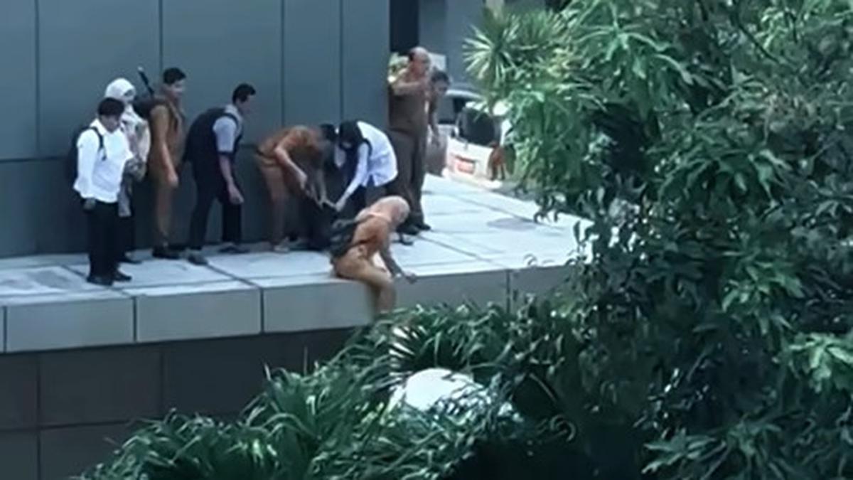 Kebakaran Gedung Ditjen Bina Pemerintahan Desa Kemendagri, PNS Selamatkan Diri Pakai Tali