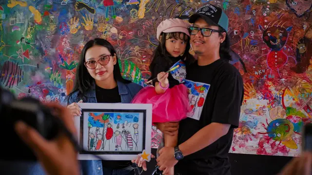 Parashayu Gangga, Bocah 4 Tahun Asal Madiun yang Jago Melukis (Instagram parashayugangga)
