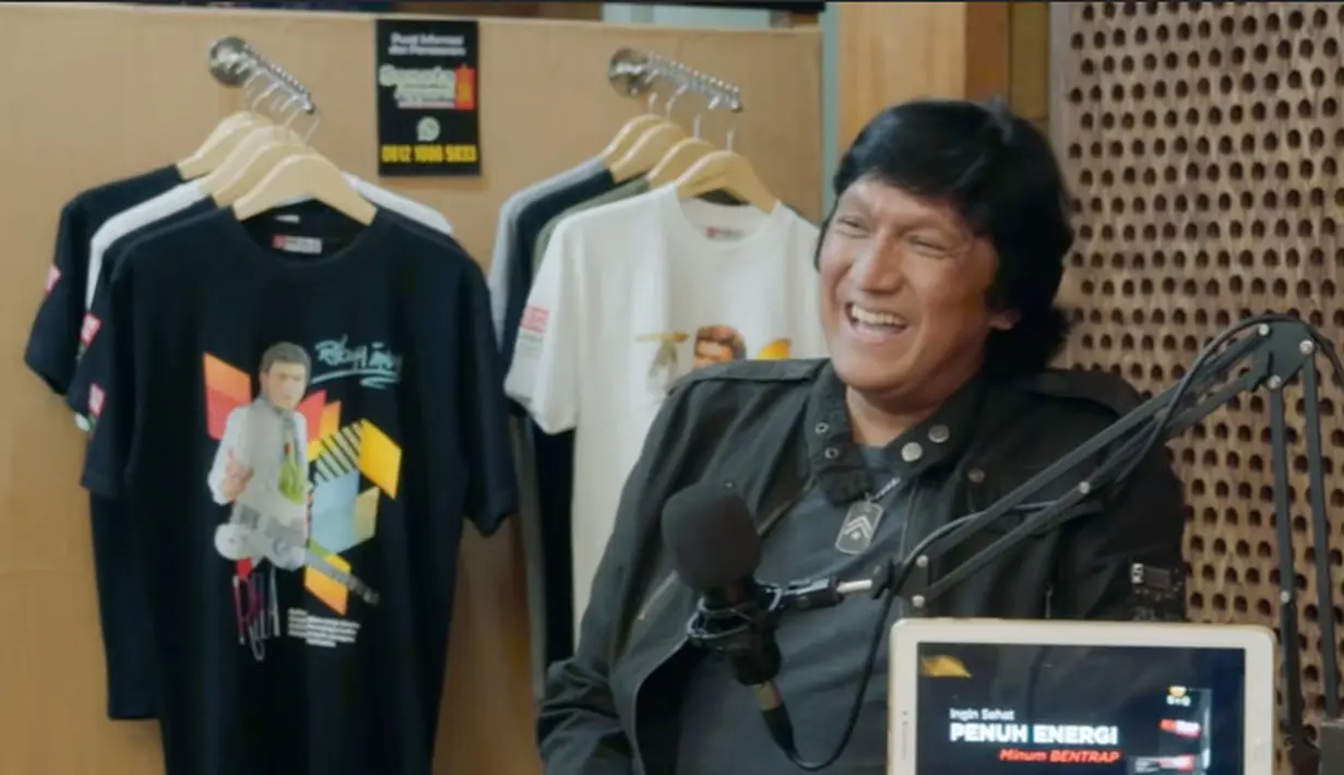 Ikang Fawzi (Youtube/Rhoma Irama Official)