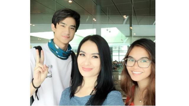 6 Potret Devano Danendra, Anak Iis Dahlia yang Beranjak Dewasa