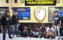 5 Remaja Keroyok dan Tikam Pemuda Hingga Babak Belur, Ternyata Salah Sasaran