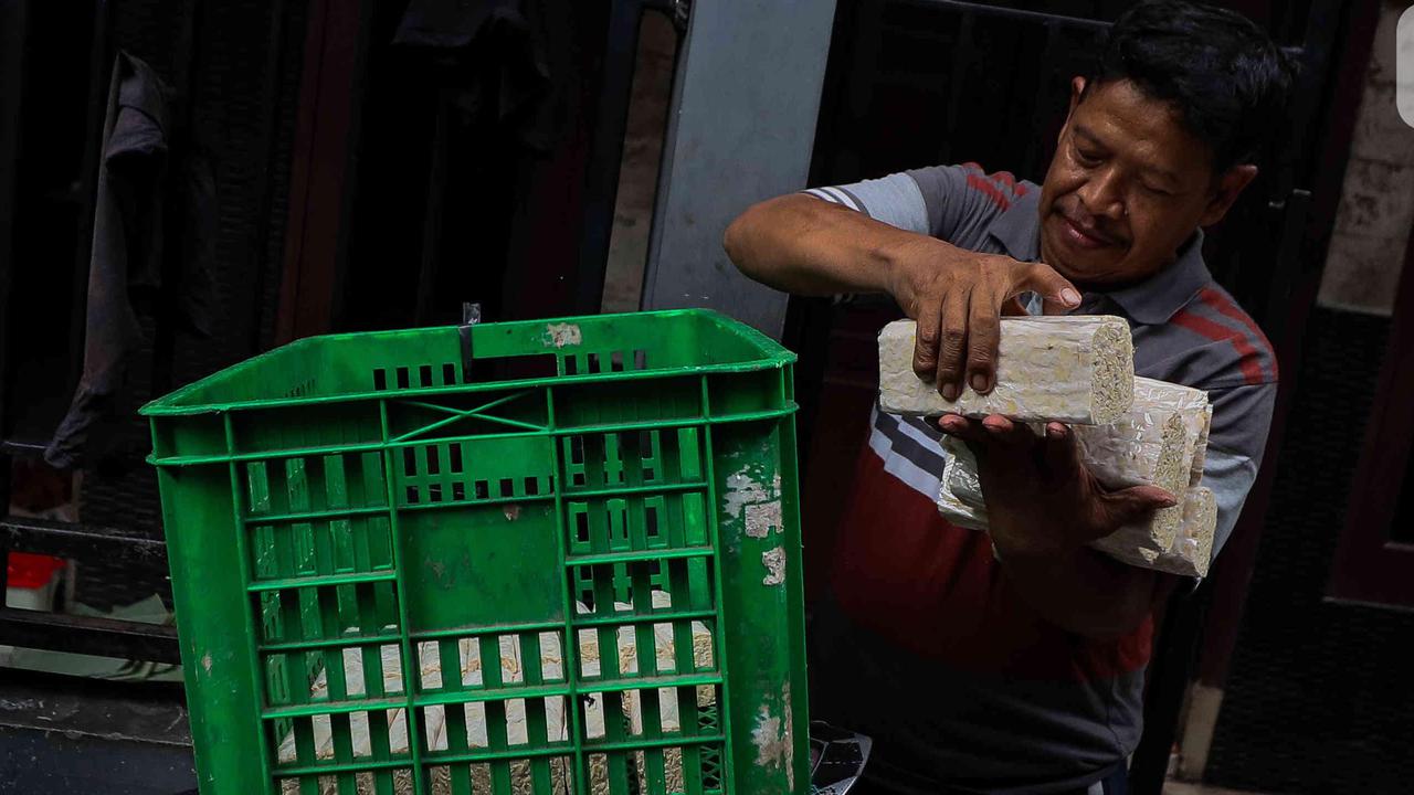 Kenapa Ukuran Tahu dan Tempe Semakin Kecil? Direktur Bulog Beri Penjelasan