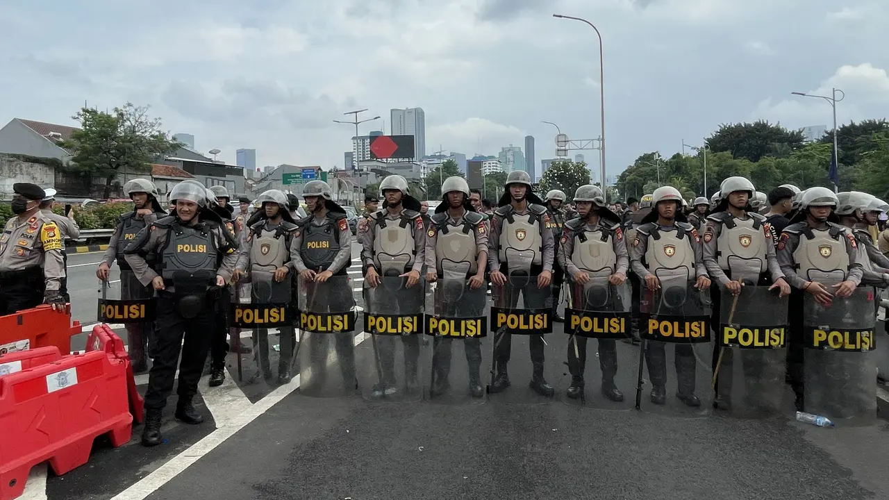 Polisi
