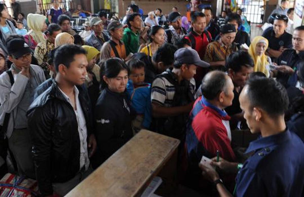 H-10 jelang Lebaran, Stasiun Senen mulai dipadati pemudik