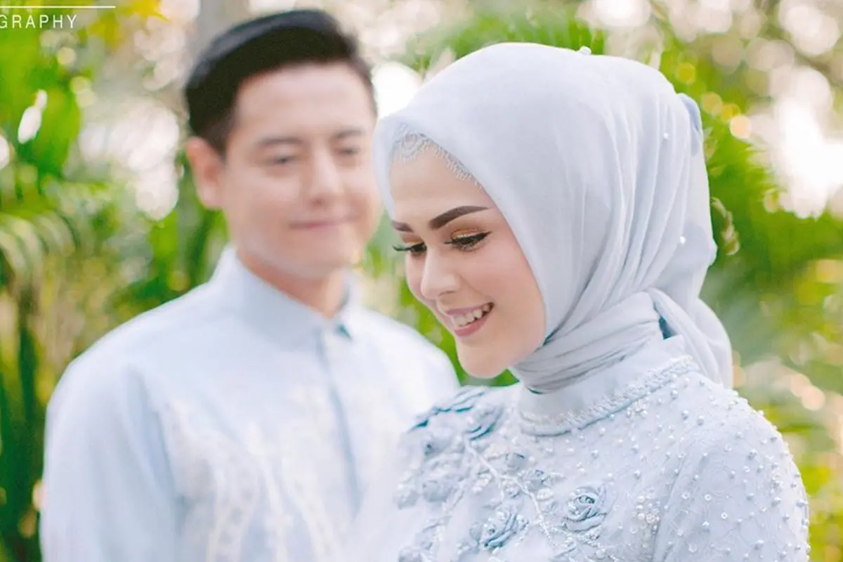 Cut Meyriska dan Roger Danuarta