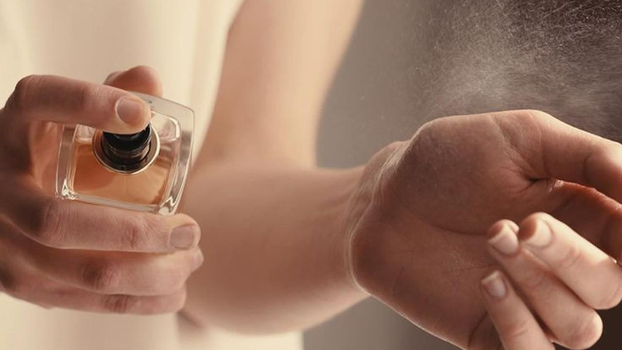 Parfum dalam Berbagai Bentuk: Pilih yang Paling Praktis dan Tahan Lama