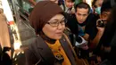 KPK memeriksa Winantuningtyastiti terkait kasus dugaan suap pembahasan APBN 2013 di Komisi VII untuk Kementerian ESDM, Jakarta, Selasa (15/7/14). (Liputan6.com/Miftahul Hayat)