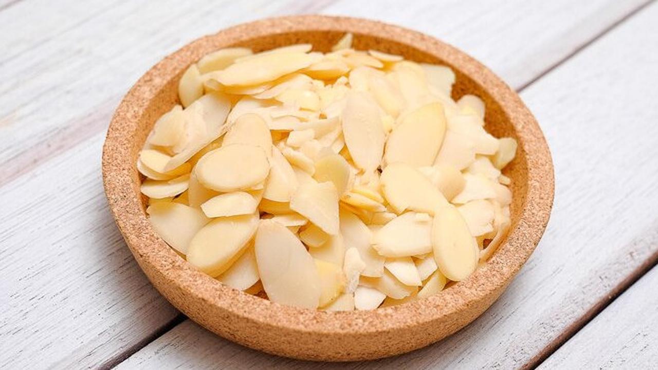 Begini Cara Menyangrai Almond Slice untuk Topping yang Sempurna