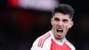Arsenal menjaga momentum perburuan gelar juara Liga Inggris mereka dengan kemenangan 1-0 atas Burnley di Emirates Stadium, Selasa (19/5/2026) dini hari WIB. Gol tunggal Kai Havertz menjadi penentu tiga poin yang semakin mendekatkan The Gunners ke mahkota Premier League pertama mereka dalam 22 tahun terakhir. (John Walton/PA via AP)