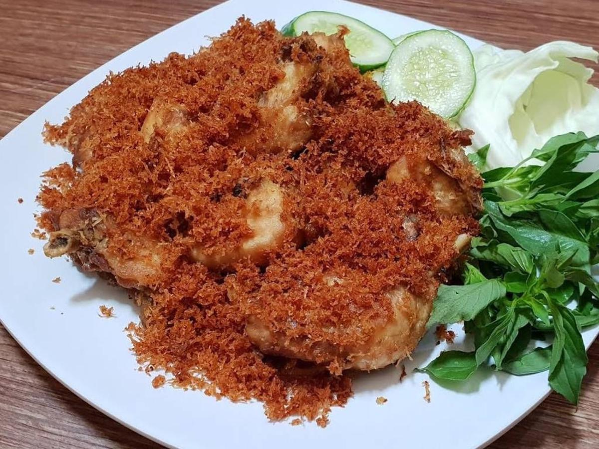 2. Serundeng Kelapa Manis