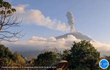 11 Desa di Ile Ape Terdampak Abu Usai Erupsi Gunung Ile Lewotolok