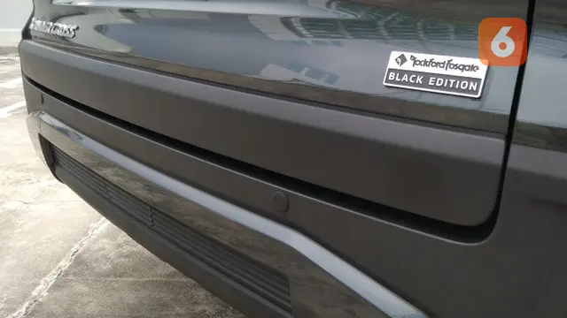 Mitsubishi Xpander Cross Rockford Fosgate Black Edition
