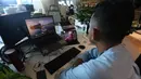 Saat WFH, ASN diwajibkan melaporkan kehadiran secara daring melalui aplikasi presensi mobile sebanyak dua kali, yakni pada pukul 06.00–08.00 WIB dan 16.00–18.00 WIB. Tampak dalam foto, suasana salah satu gedung di Balai Kota Jakarta saat hari pertama pelaksanaan kebijakan Work From Home (WFH) bagi Aparatur Sipil Negara (ASN) pada Jumat (10/4/2026). (Kapanlagi.com/Budy Santoso)